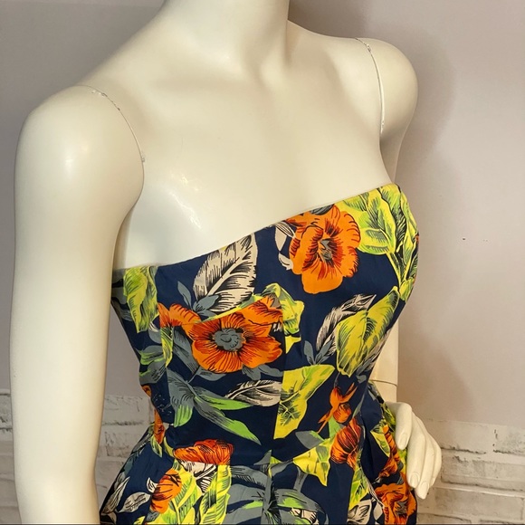 Floral French Connection Mini Dress **MINT CONDITION** - Picture 12 of 12